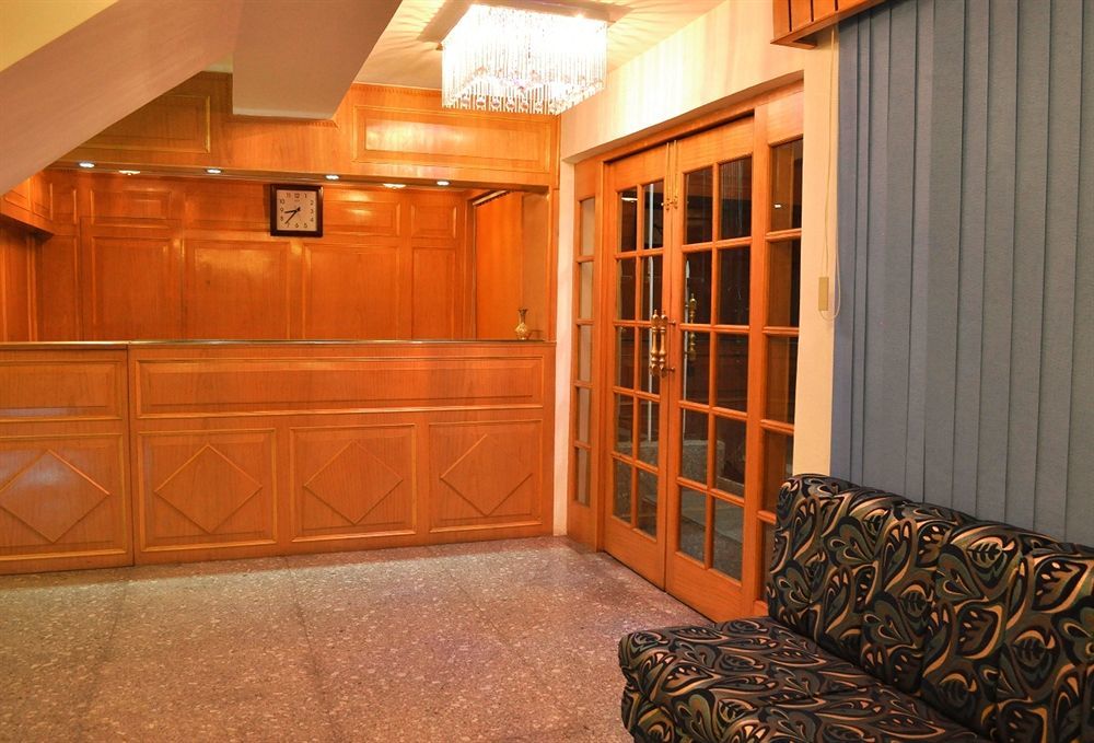 Hotel Pacific Srīnagar Kültér fotó